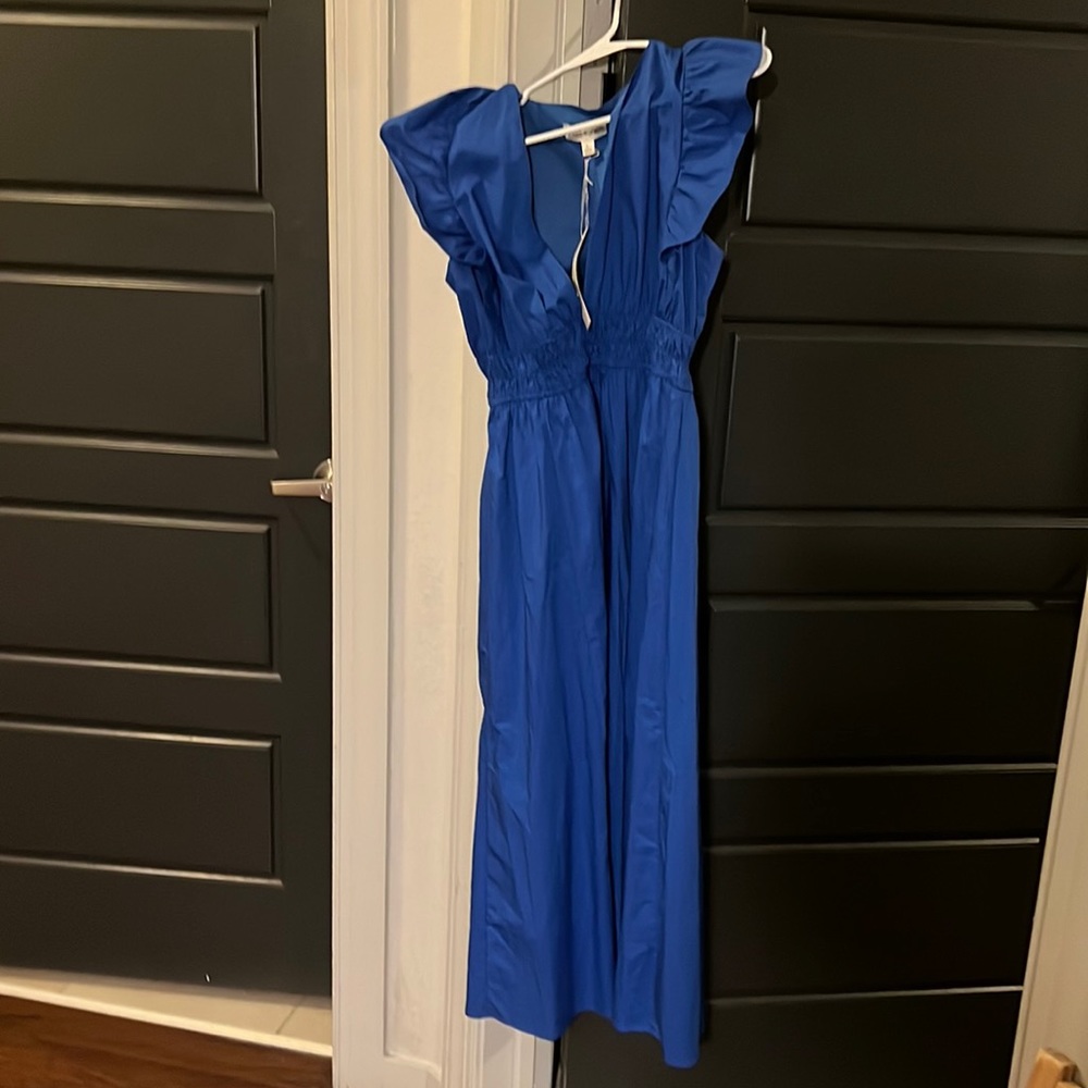 Blue dress